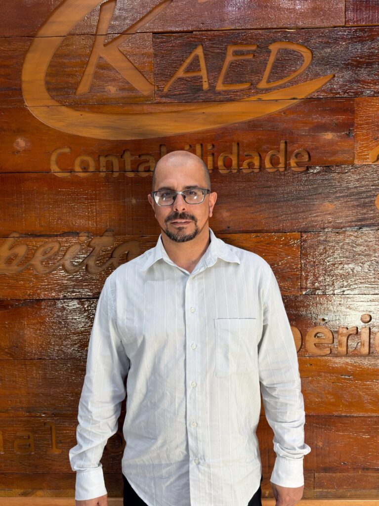 Flávio Corrêa - Assistente Contábil
