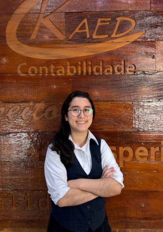 Mariana Toiada - Assistente de RH